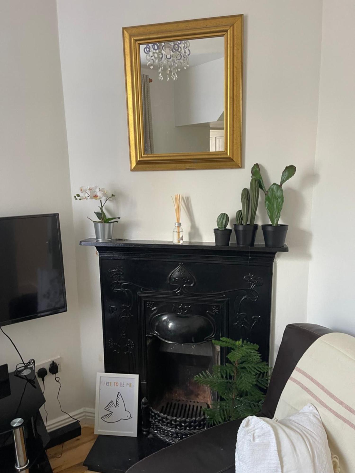 Holiday home Pre - Post Flight Airport 20m Canal View *