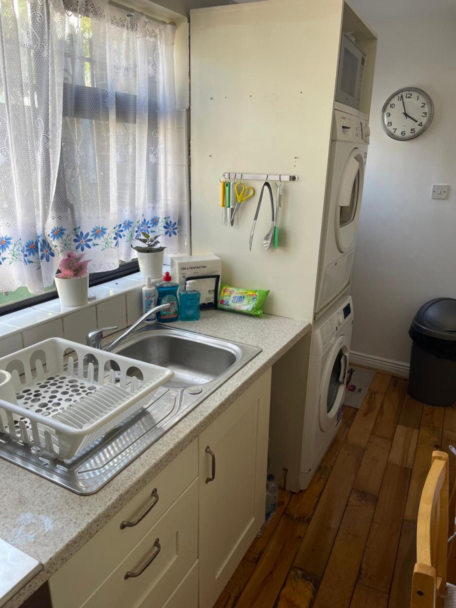 Holiday home Pre - Post Flight Airport 20m Canal View