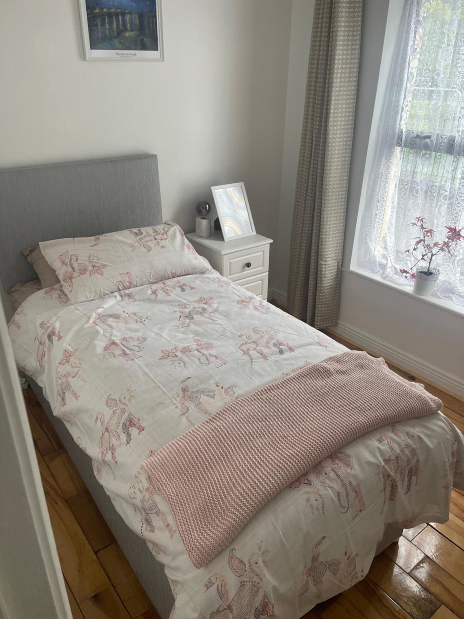 Pre - Post Flight Airport 20m Canal View Holiday home