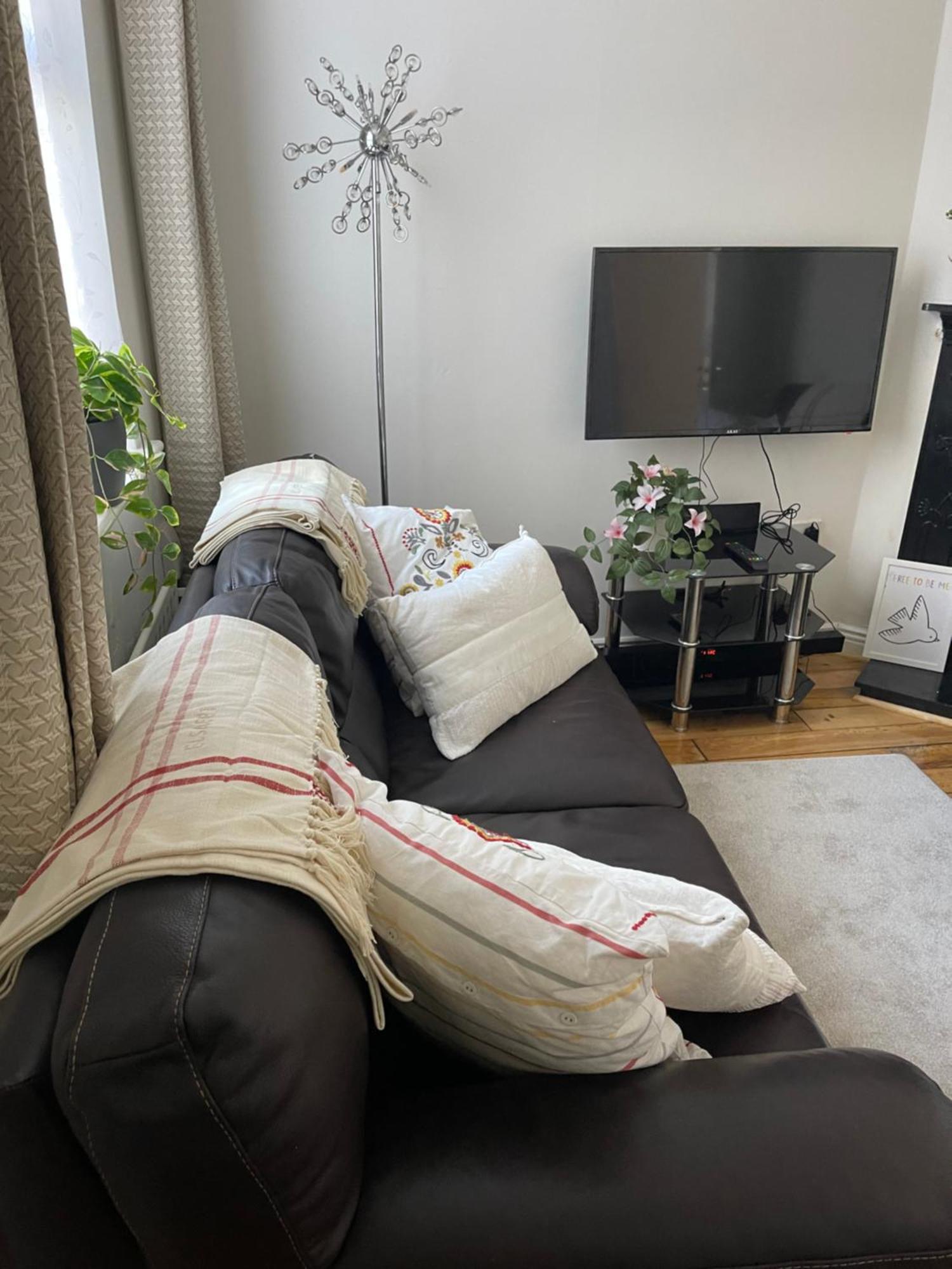 Pre - Post Flight Airport 20m Canal View Dublin